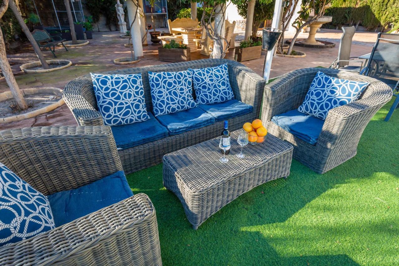 Fidalsa White House Premium Villa Tangel Luaran gambar