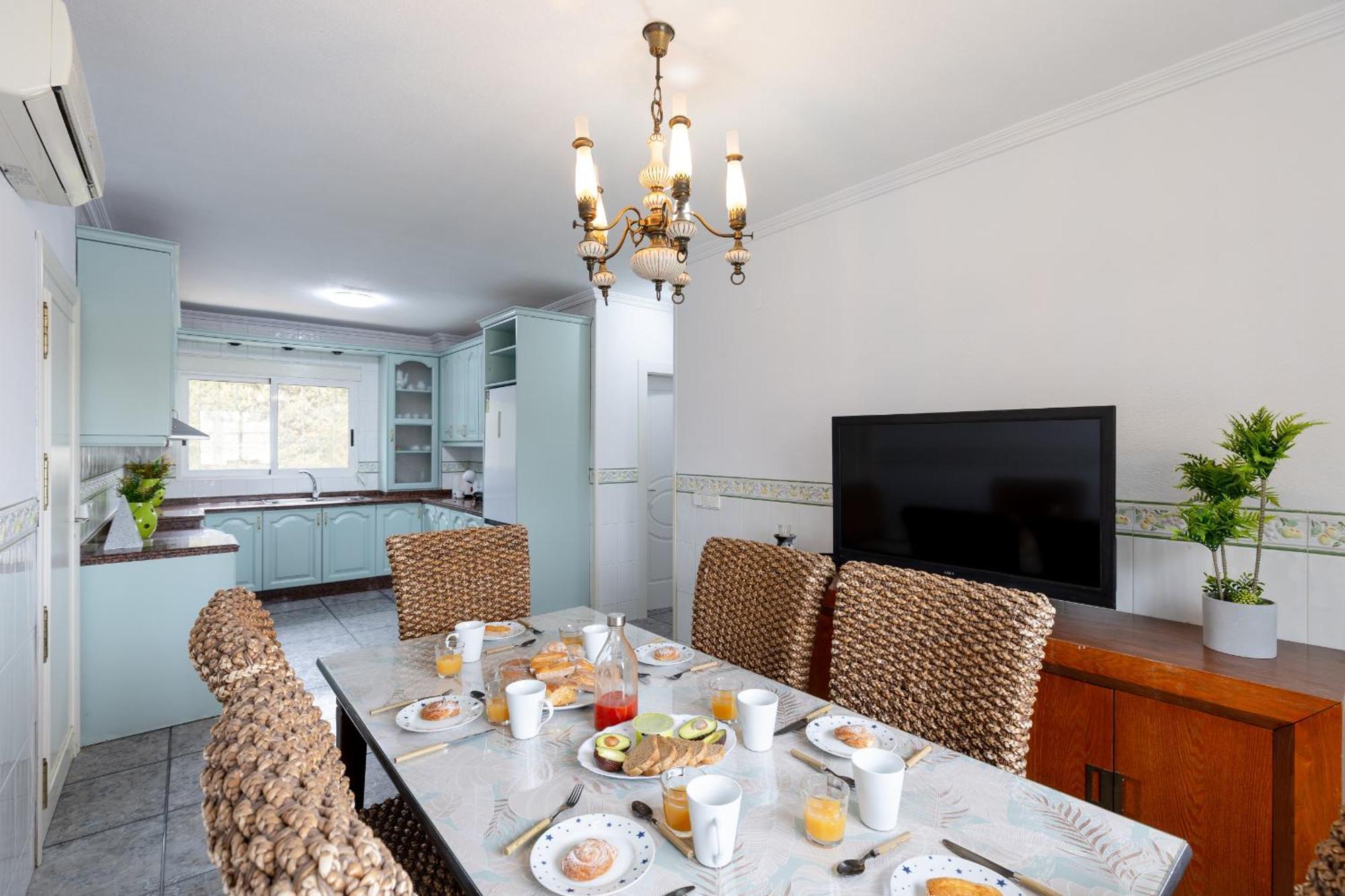 Fidalsa White House Premium Villa Tangel Luaran gambar